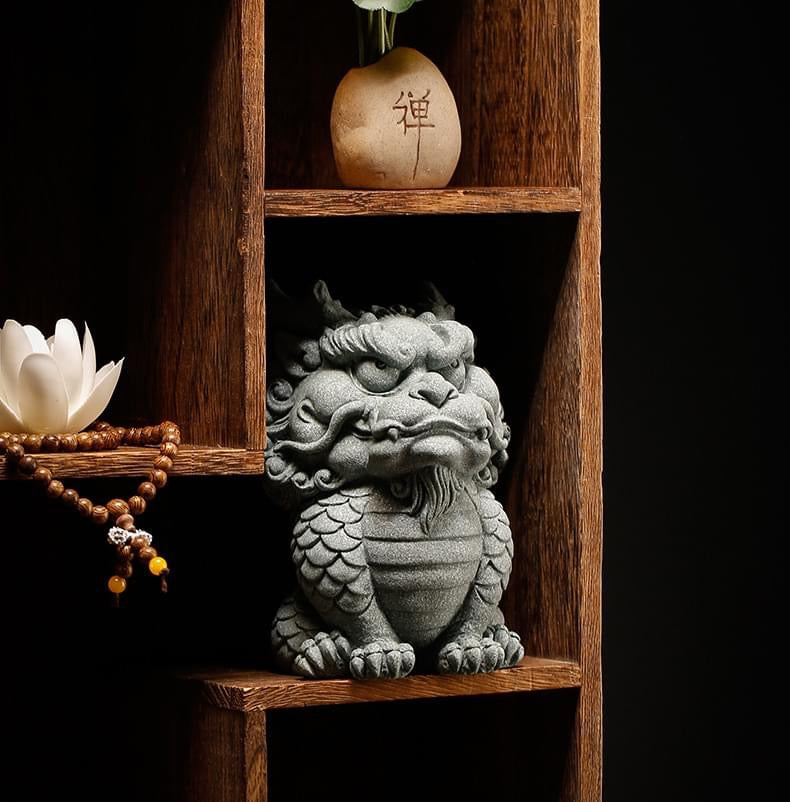 Chinese Fu Lion / Dragon -Stonehenge