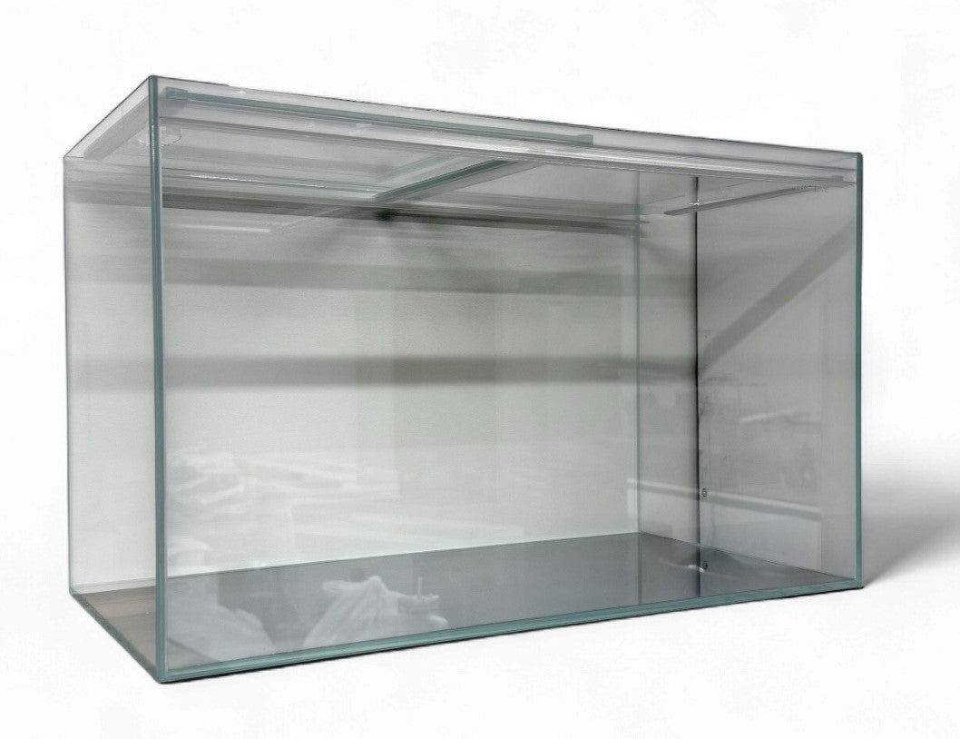 Tranquility 45 Degrees Opti clear 61x30.5x36cm + LID Absolute